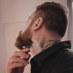 Rasierhobel 'Hamburg' Schwarz -Herren Mode Waesche Rasierhobel6 compressed